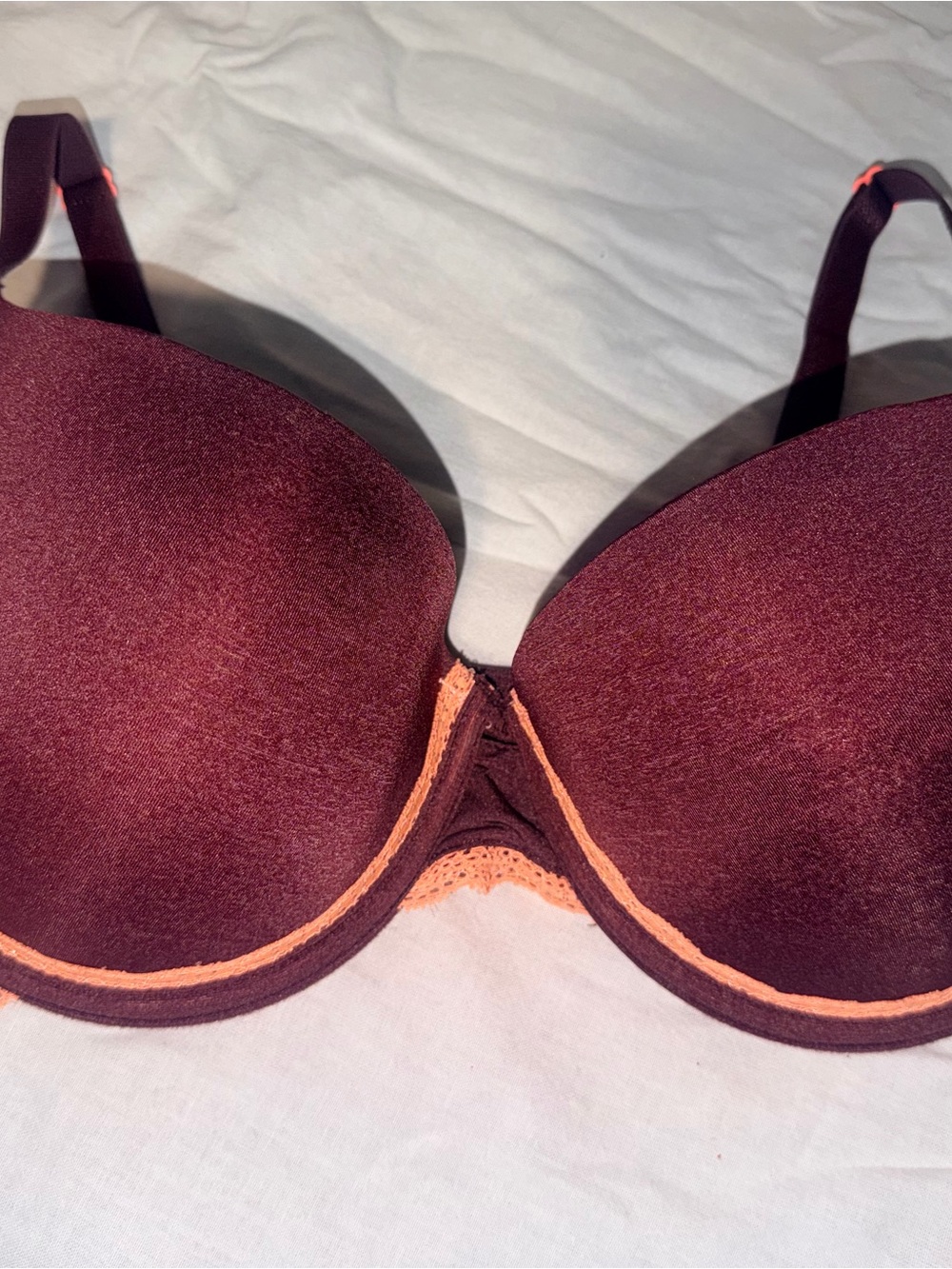 Women’s Molded T-Shirt Bra in Deep Plum with Peach Trim XOXO
